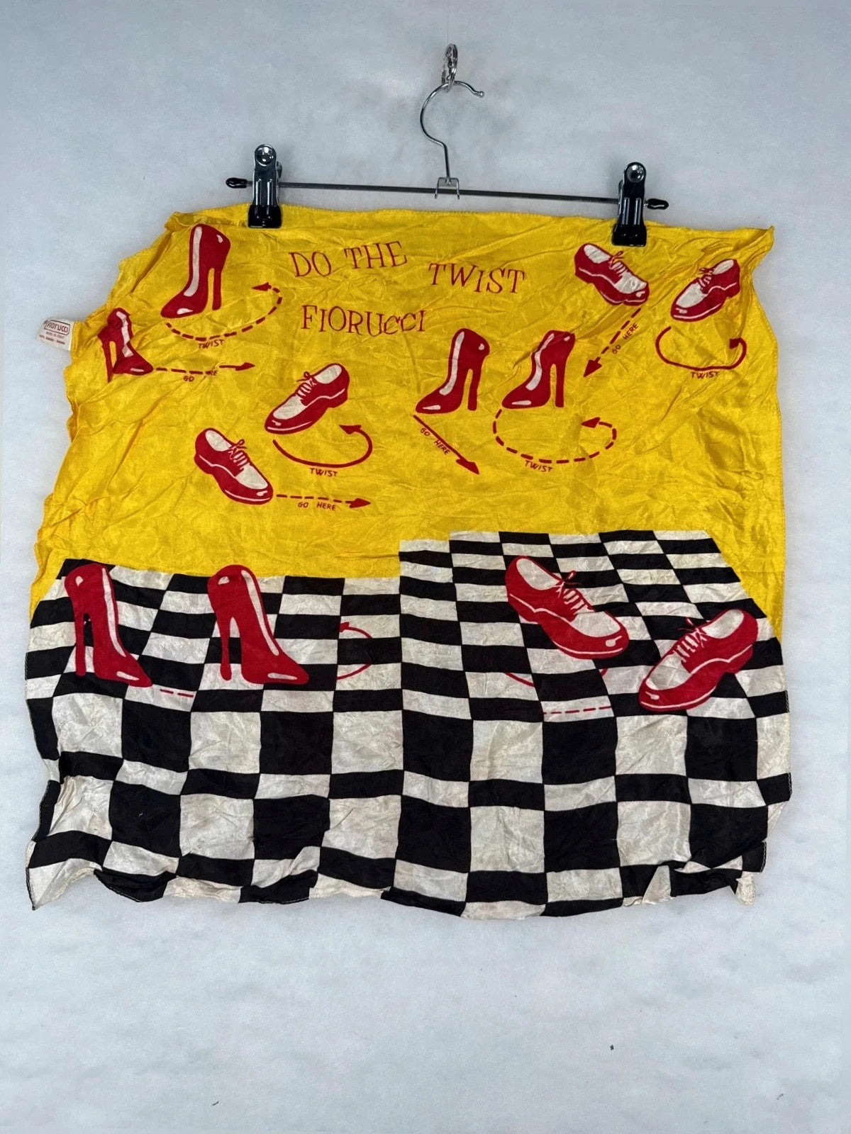 Foulard Fiorucci giallo, stampa "Do The Twist" – Vintage