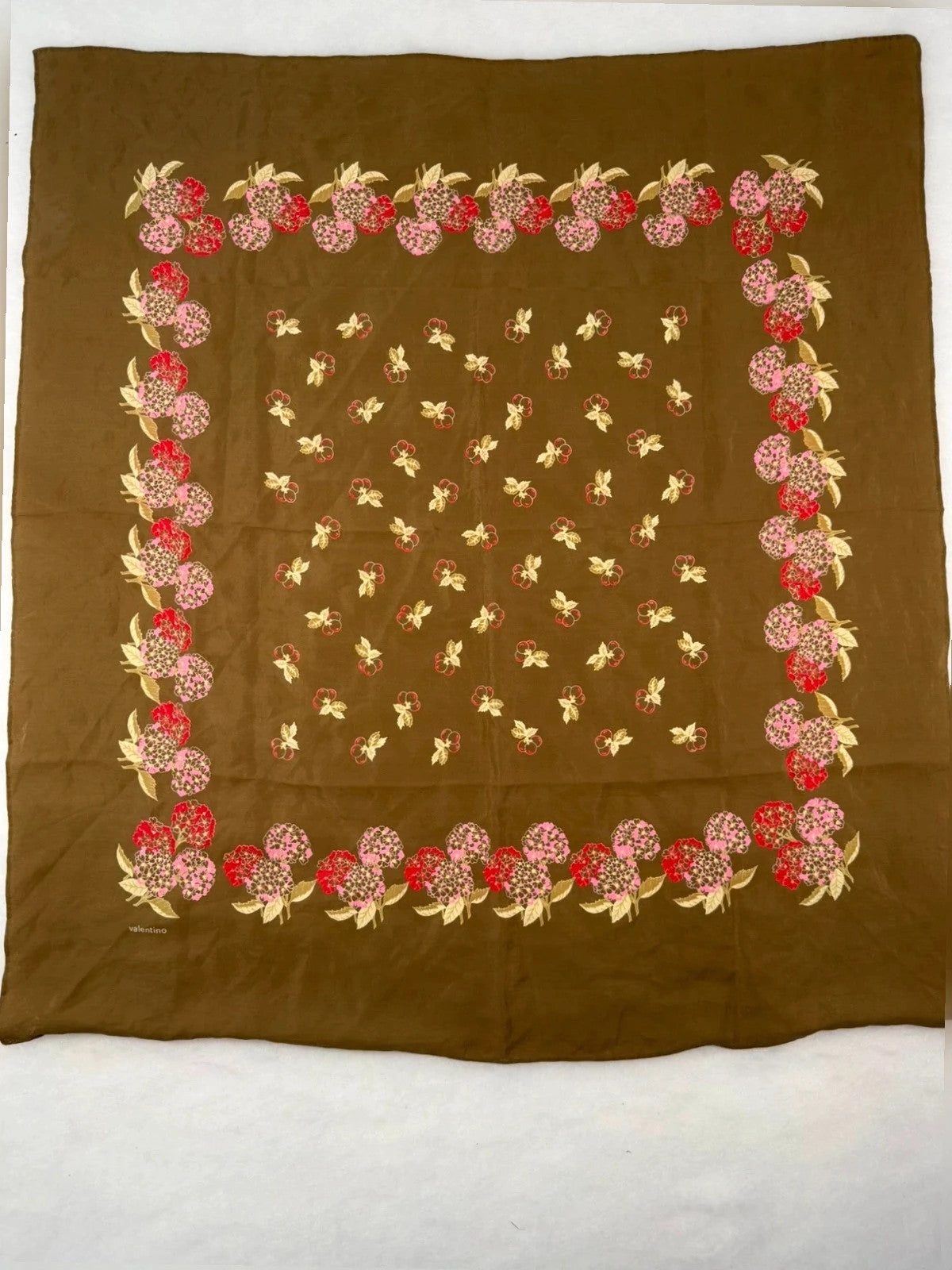 Foulard Valentino marrone, stampa floreale – Vintage