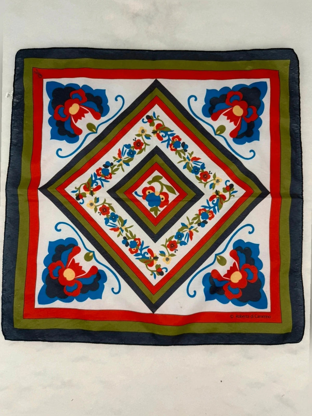 Foulard Roberta di Camerino, stampa geometrica floreale – Vintage