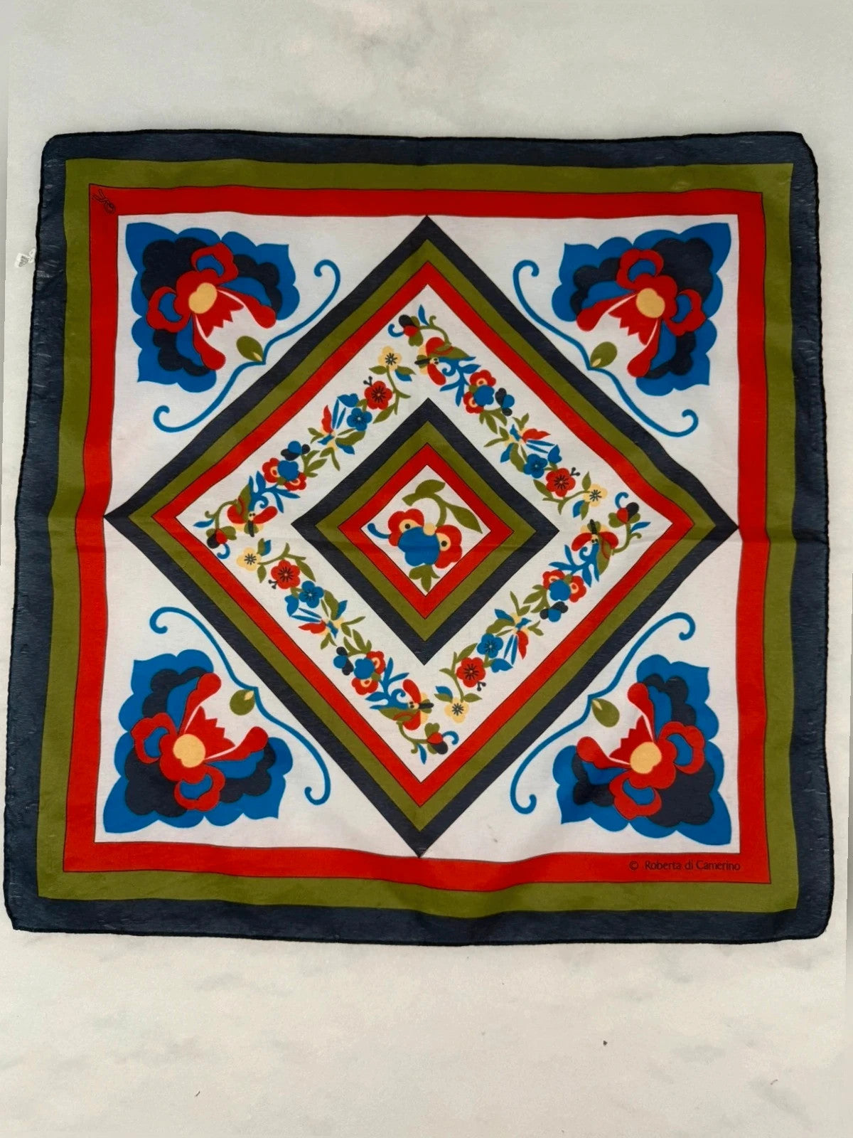 Foulard Roberta di Camerino, stampa geometrica floreale – Vintage