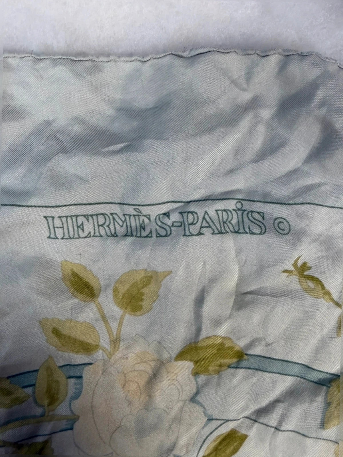 Foulard Hermès Paris Romantique in seta floreale – Vintage