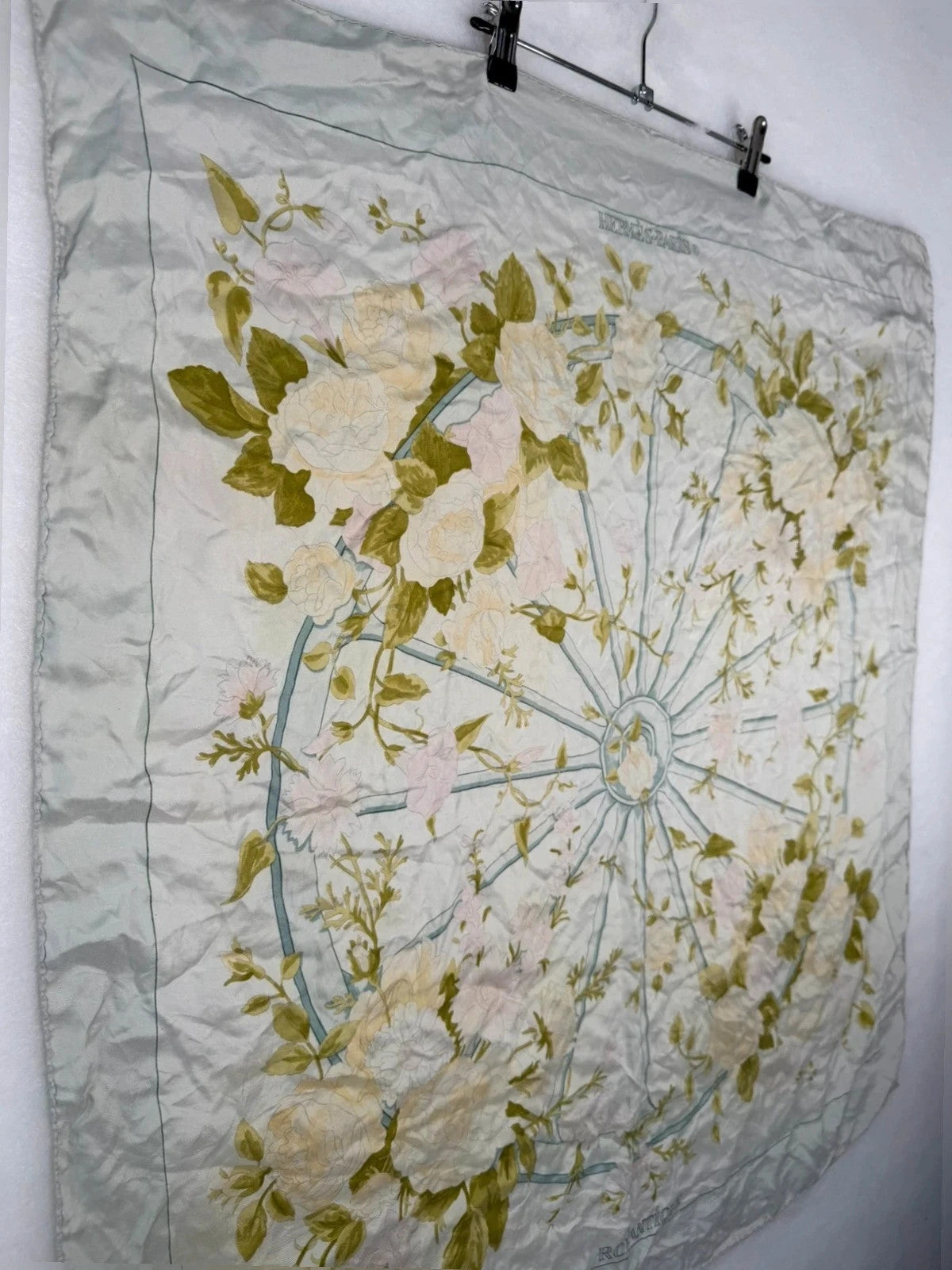 Foulard Hermès Paris Romantique in seta floreale – Vintage