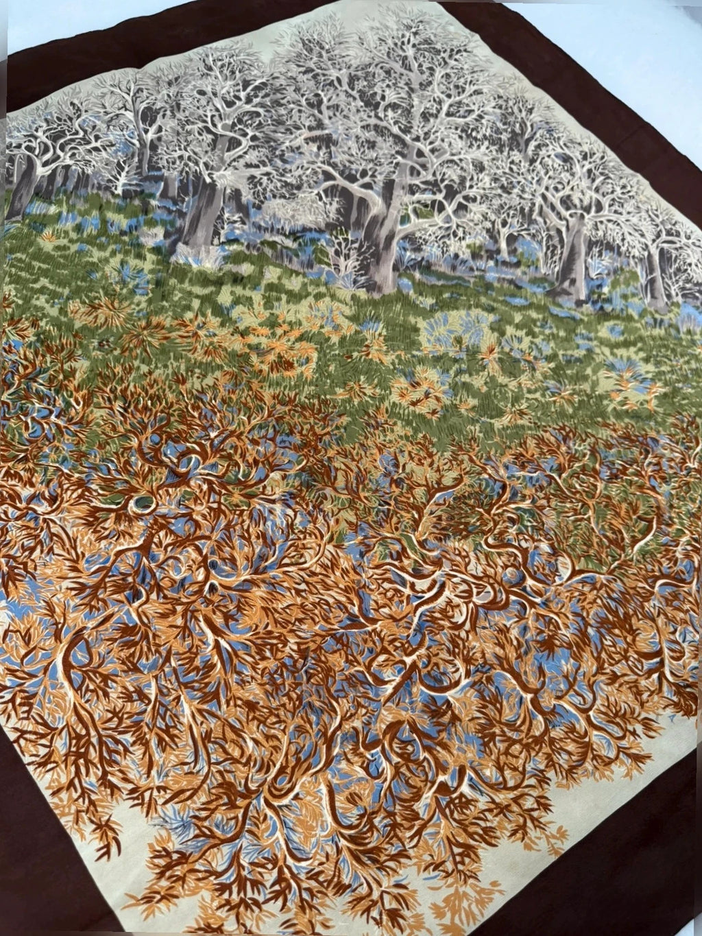 Foulard Valentino in seta, stampa alberi – Vintage