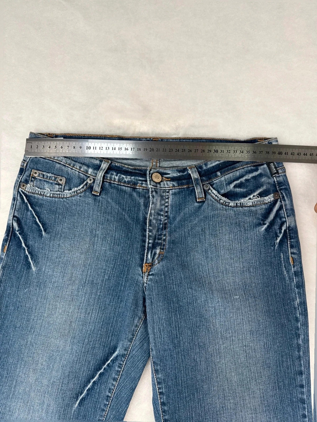 Jeans capri Versace Jeans Couture delavé Y2K – Donna Taglia XL (IT 46)