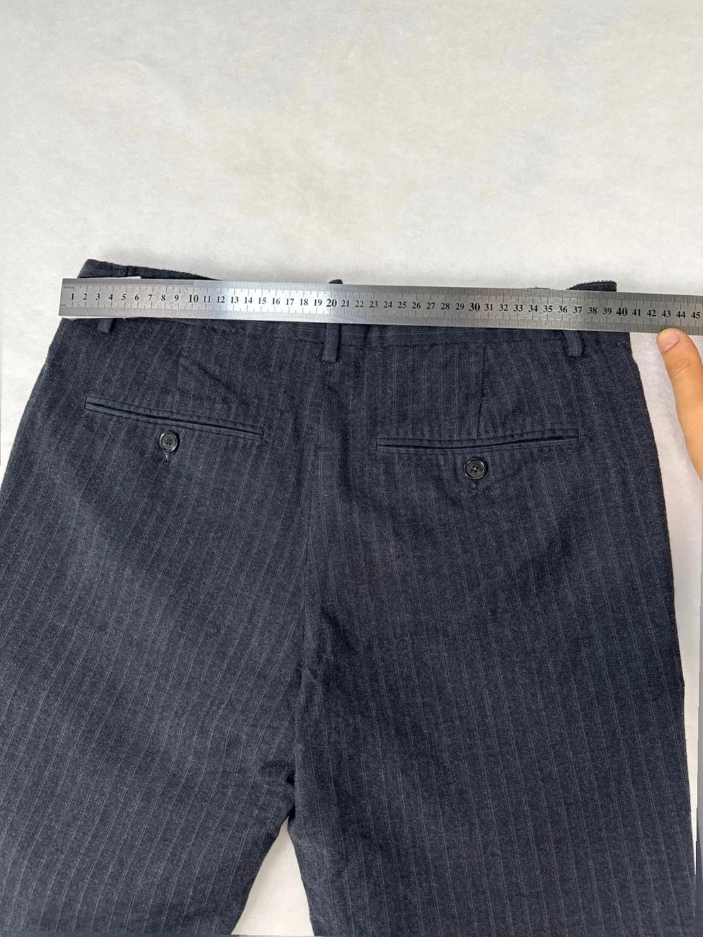 Pantaloni Dsquared2 gessati – Uomo Taglia IT 48 (W38)