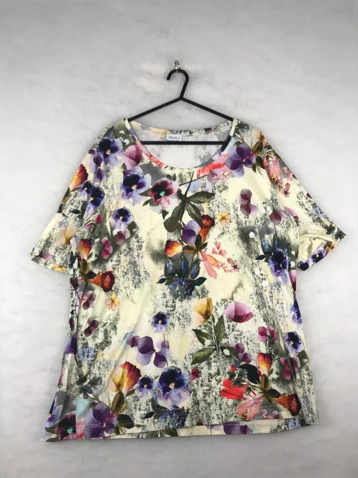 T-shirt Vintage Donna – Taglia M (IT 42)