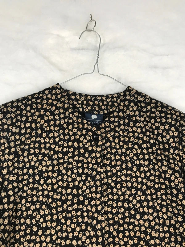 Camicia-giacca vintage donna dettaglio fantasia