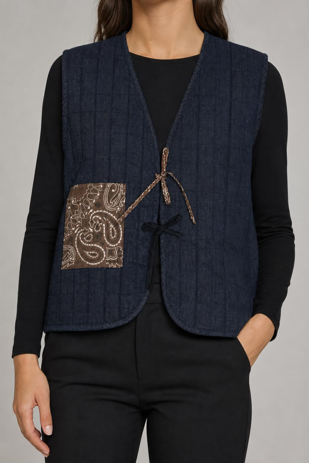 Gilet trapuntato vintage donna denim indossato