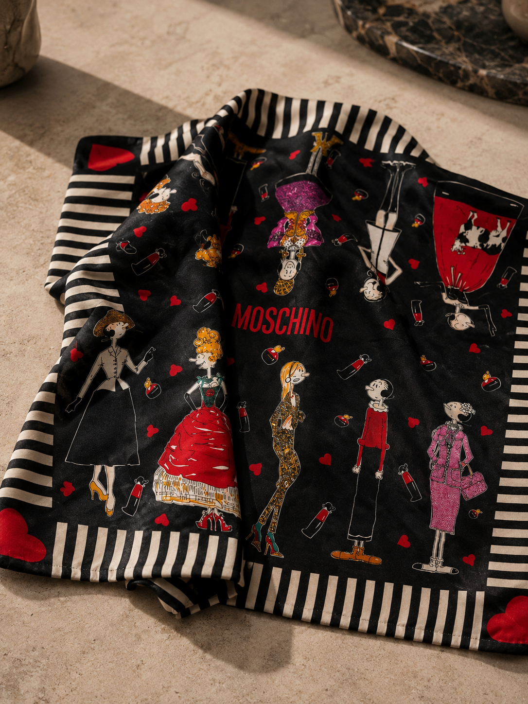 Foulard Moschino, stampa fashion illustration – Vintage