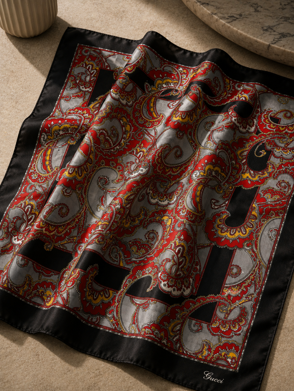 Foulard Gucci paisley rosso – Vintage