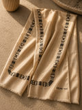 Foulard Céline Paris beige, motivo catena – Vintage