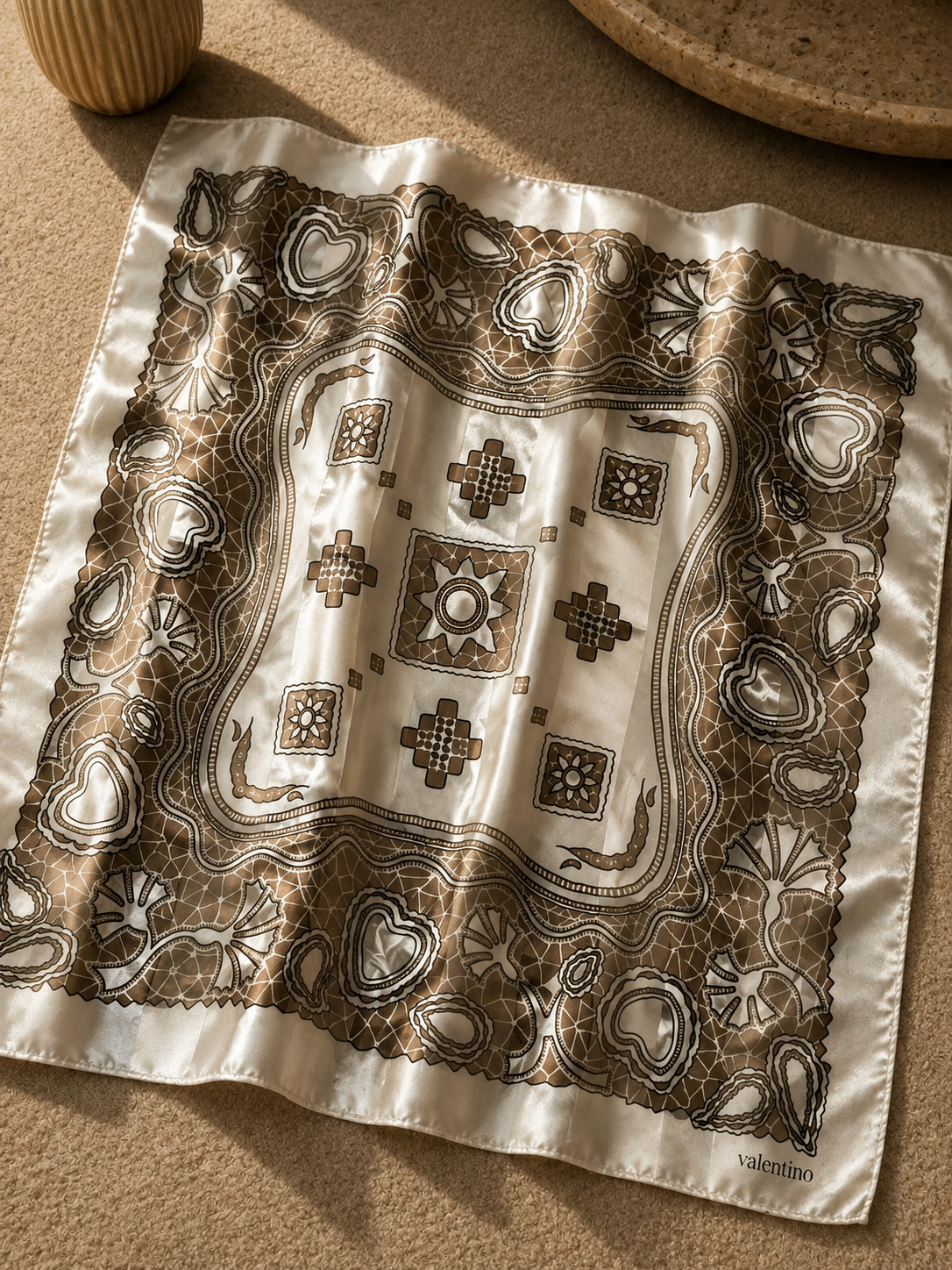 Foulard Valentino in seta grigio/argento, fantasia geometrica – Vintage