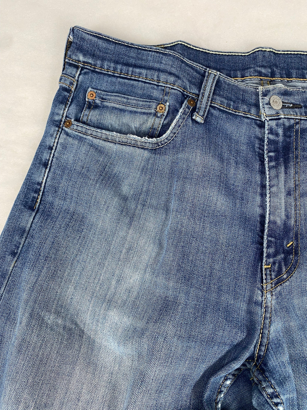 Jeans Levi's blu dettaglio tasche