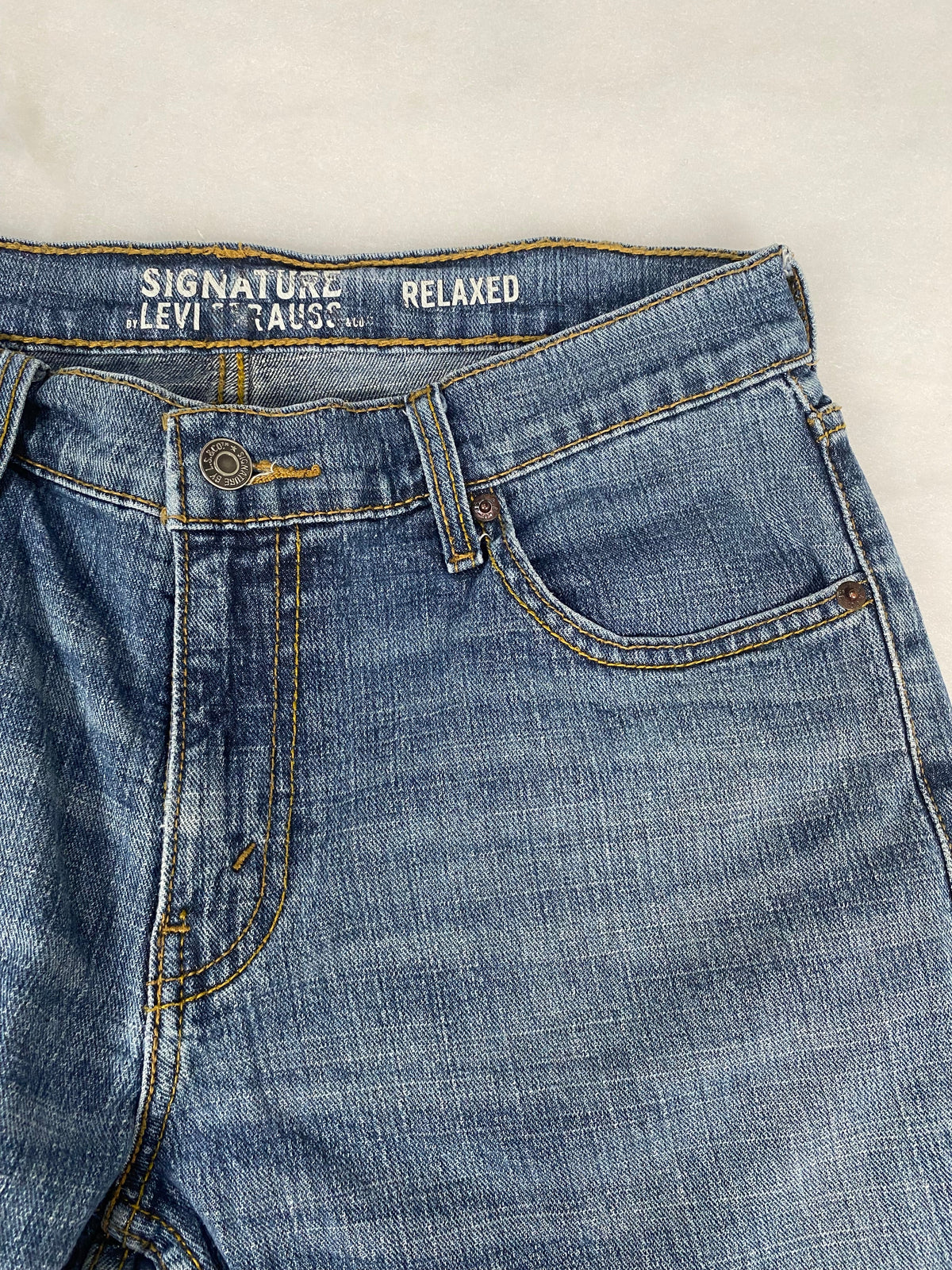Jeans Levi's Signature dettaglio vita