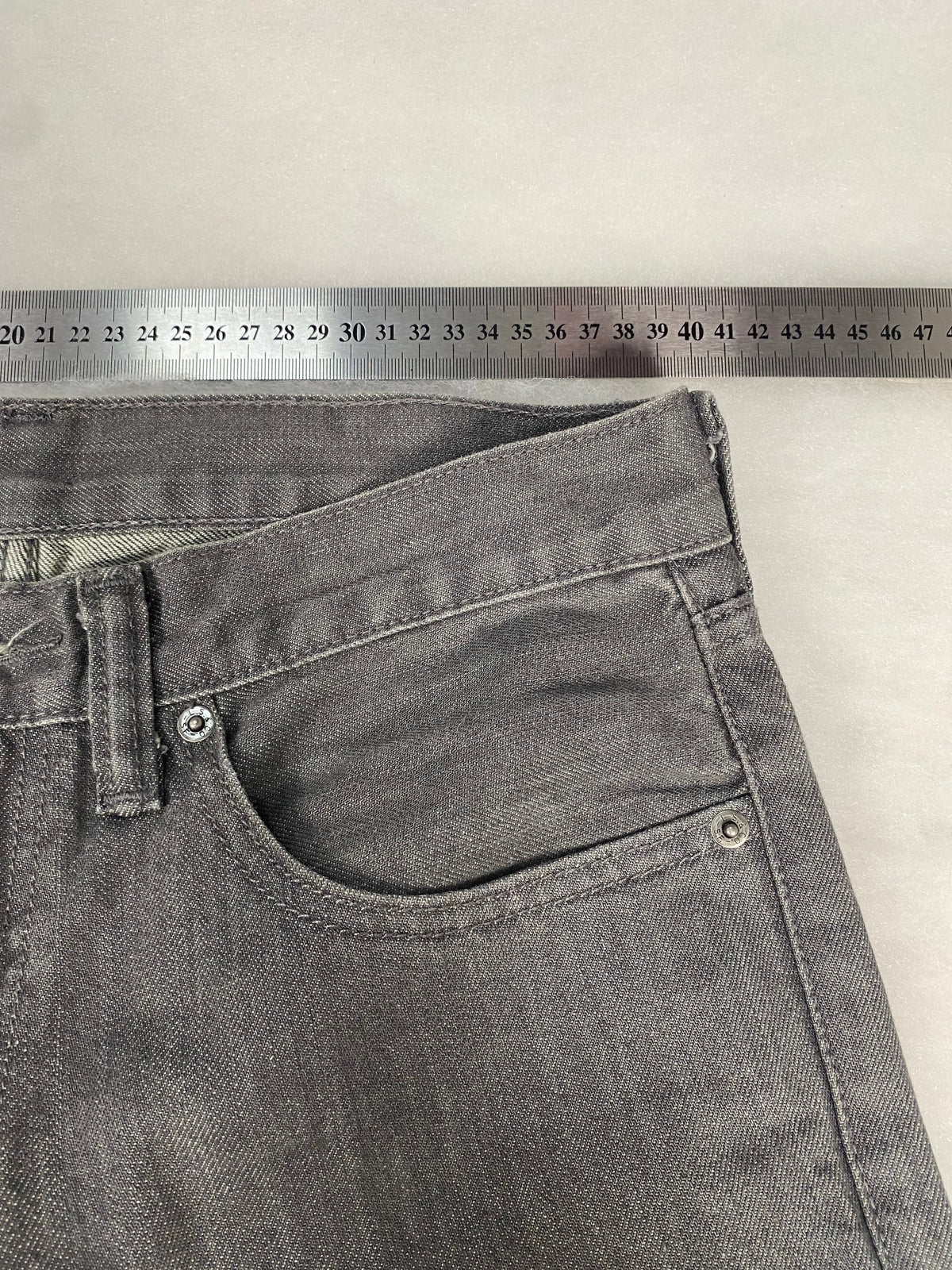 Jeans Levi's grigio misura