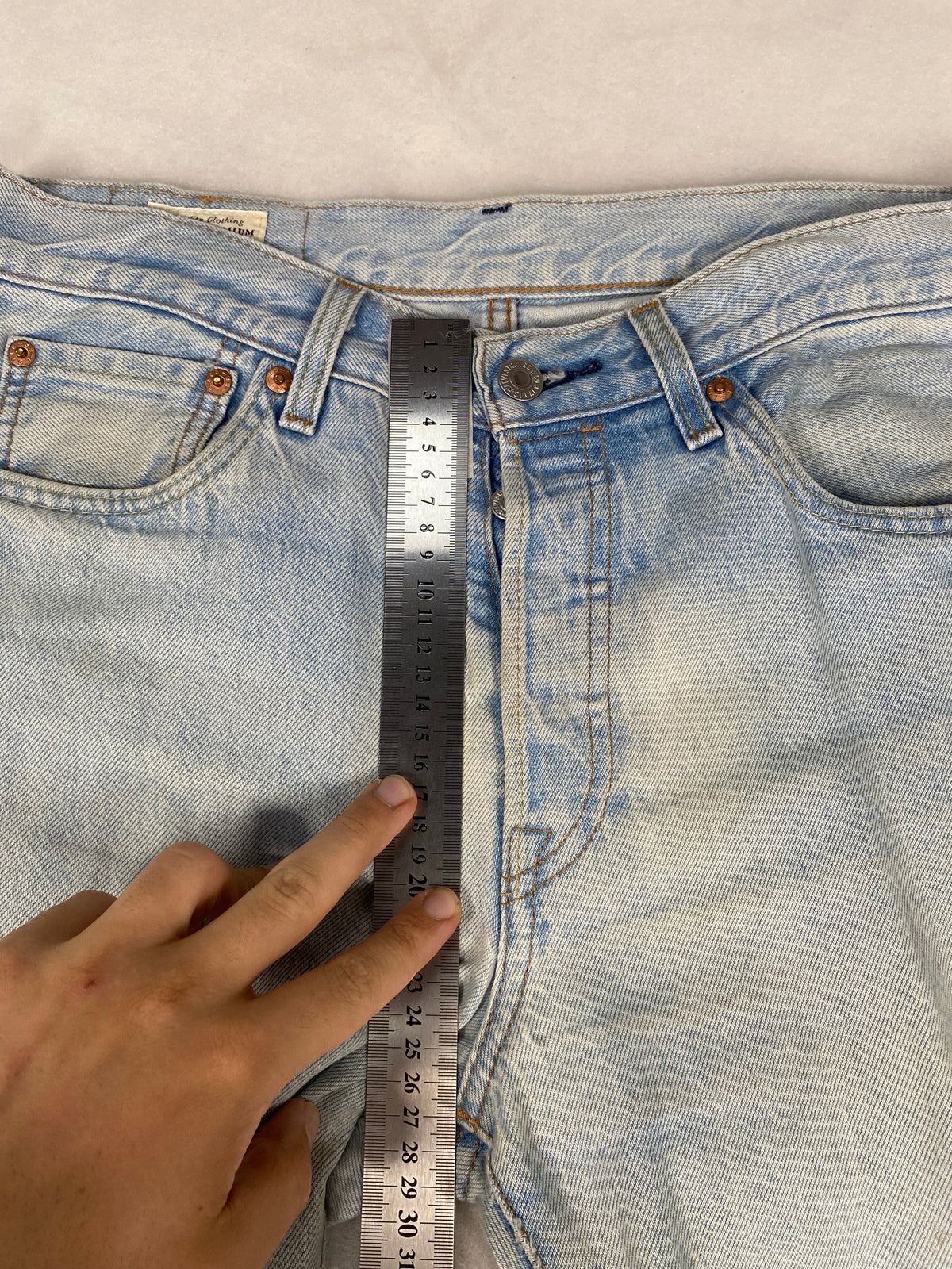 Jeans Levi's 501 dettaglio