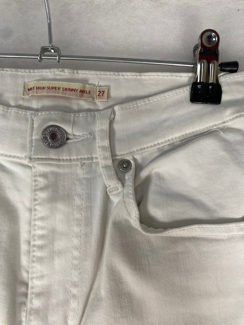 Jeans Levi's Mile High etichetta taglia 27