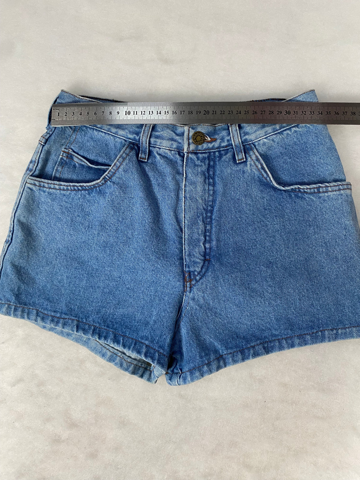 Shorts di jeans blu vintage – Donna Taglia S