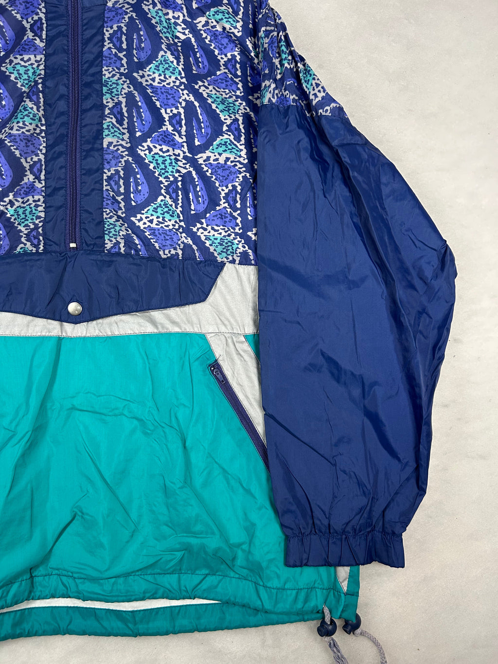 Giacca a vento anni 90 mezza zip stampa blu e verde acqua vintage – Donna L