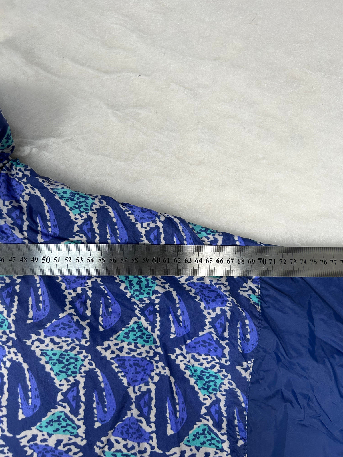 Giacca a vento anni 90 mezza zip stampa blu e verde acqua vintage – Donna L