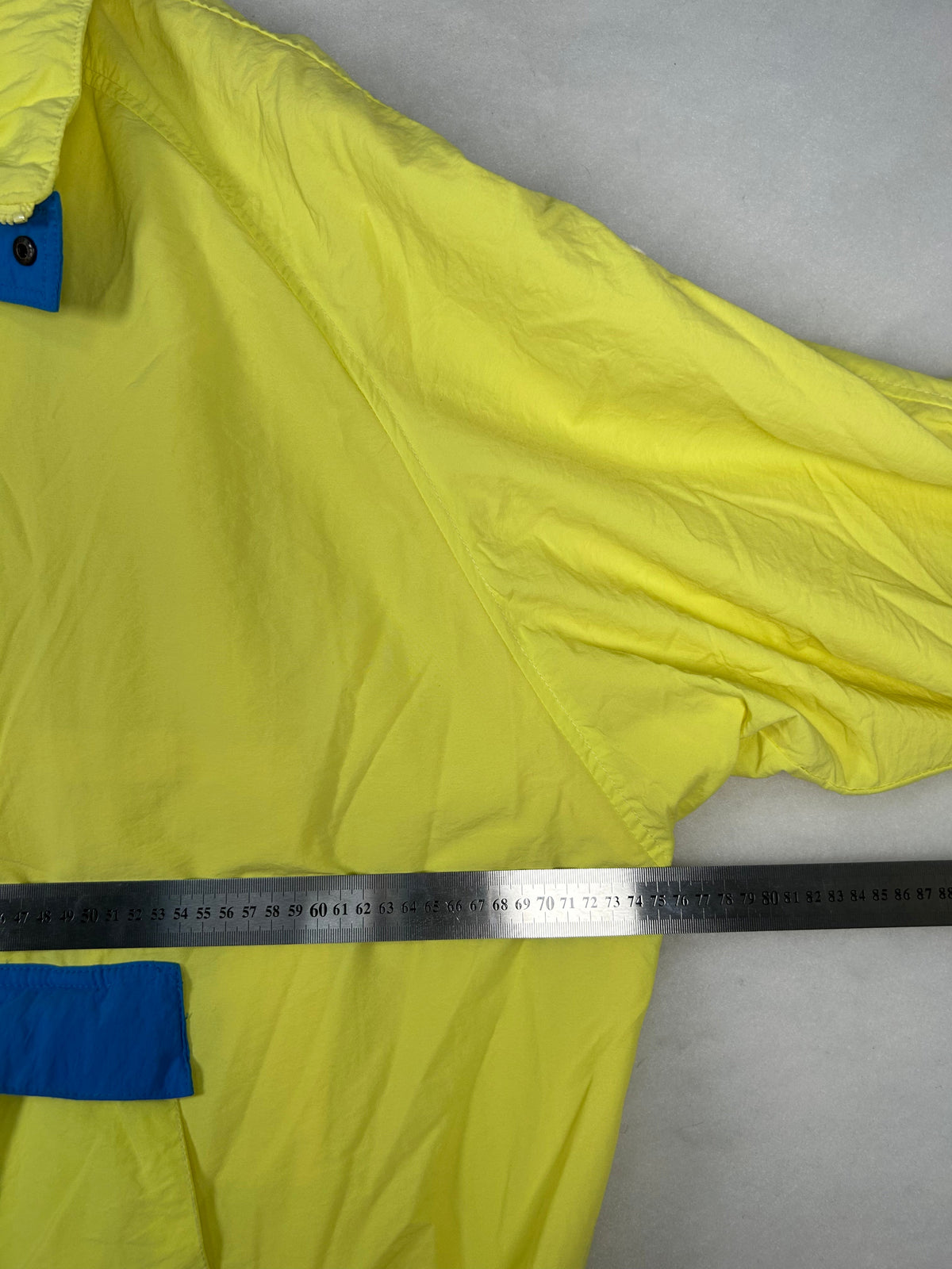 Dettaglio track jacket