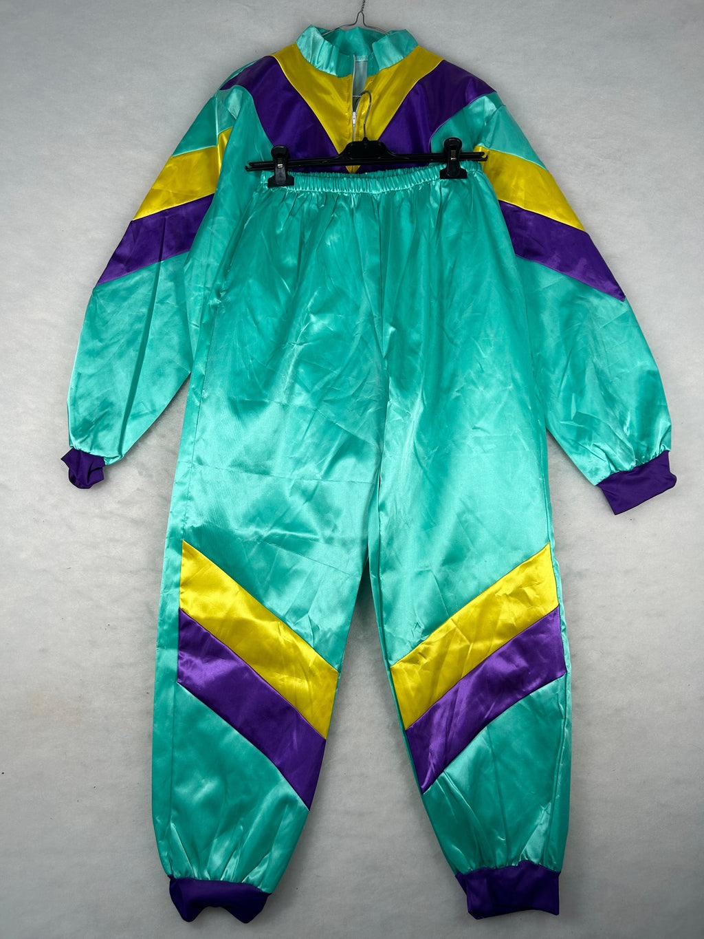 Tuta completa sportiva anni 90 satin verde acqua vintage – Donna L