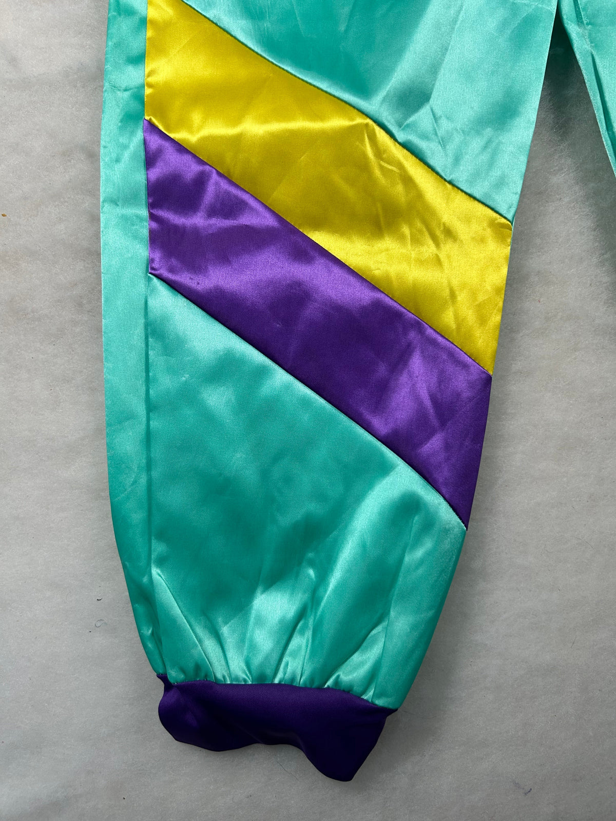 Tuta completa sportiva anni 90 satin verde acqua vintage – Donna L