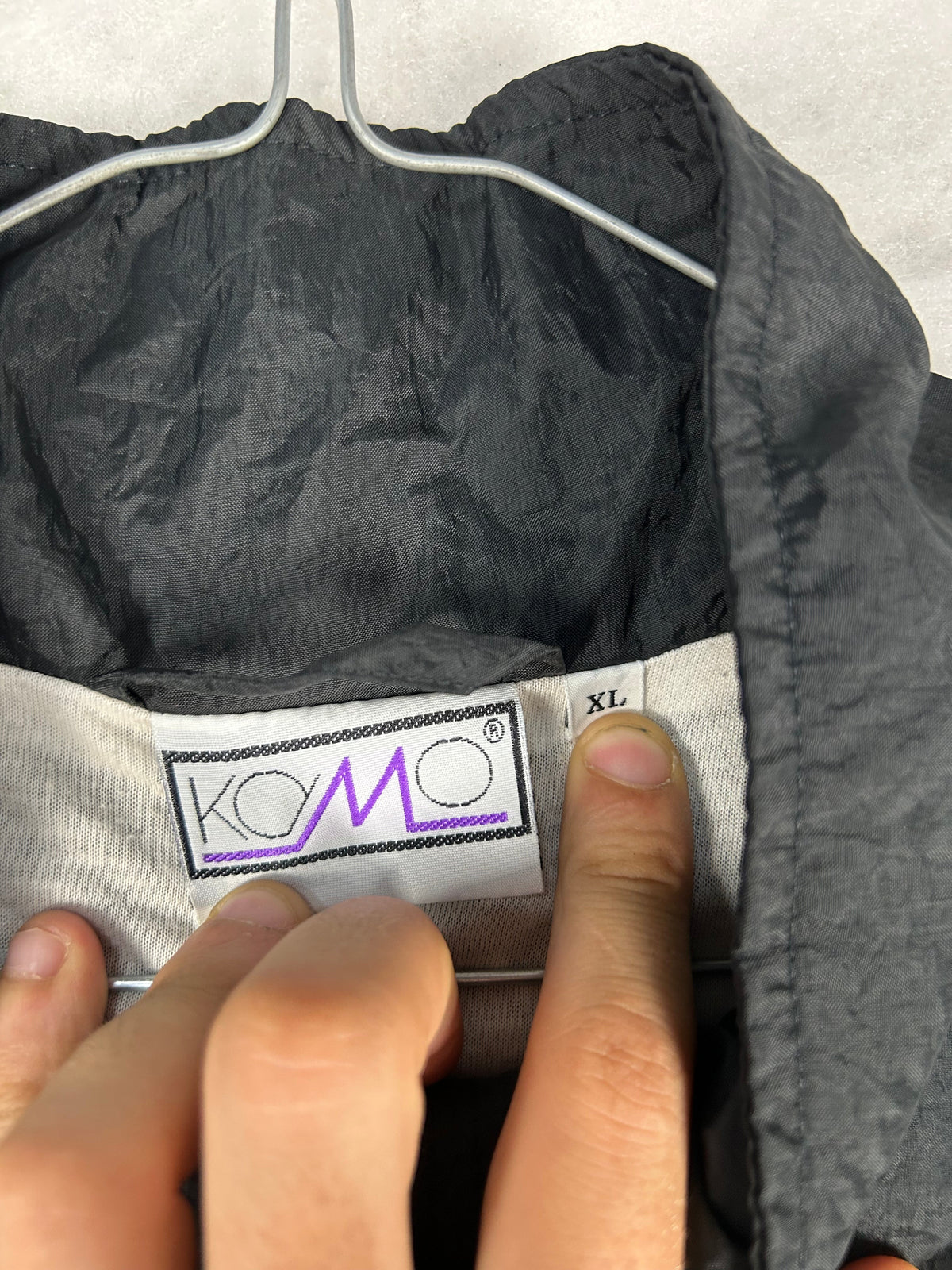 Gilet smanicato nylon nero vintage – Uomo XL