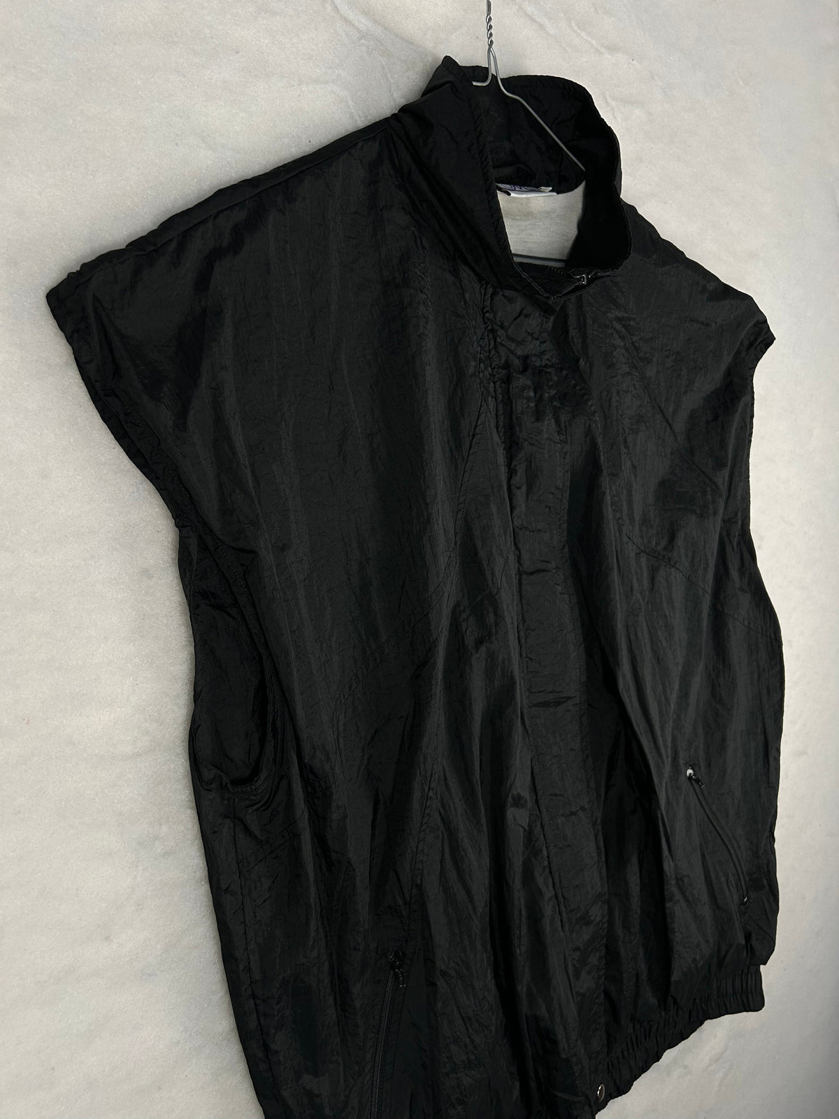 Gilet smanicato nylon nero vintage – Uomo XL
