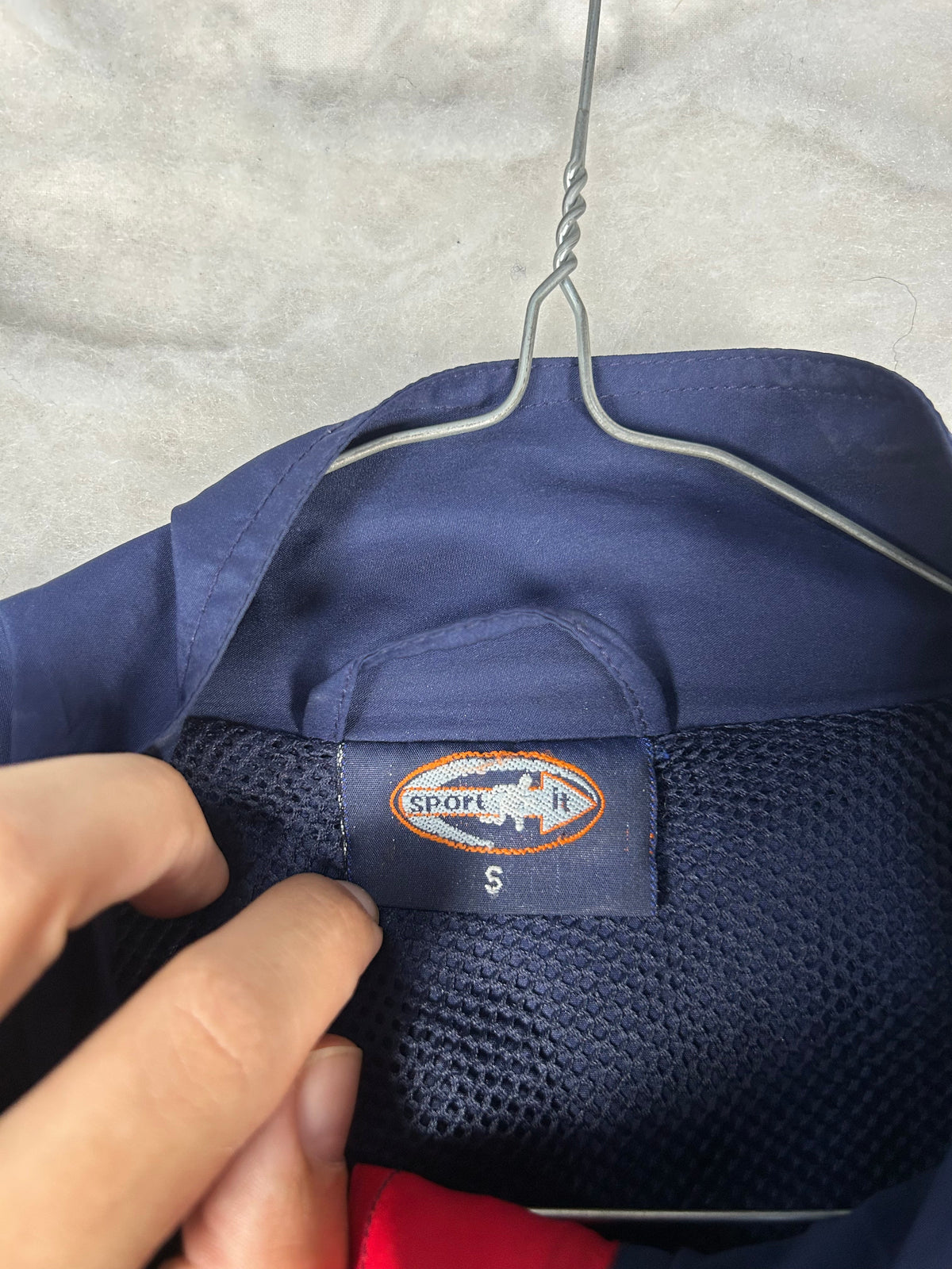 Giacca a vento sportiva blu navy e rossa vintage – Uomo S