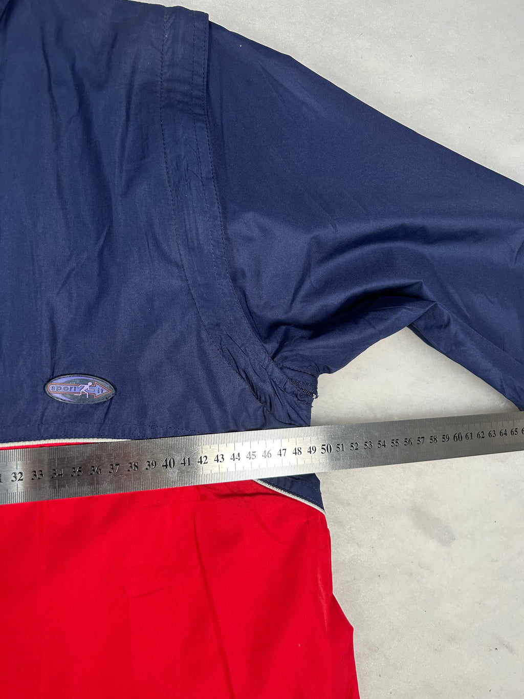 Giacca a vento sportiva blu navy e rossa vintage – Uomo S