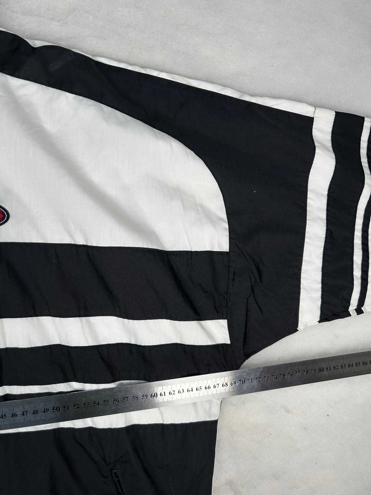 Tuta completa sportiva nera e bianca vintage – Uomo L