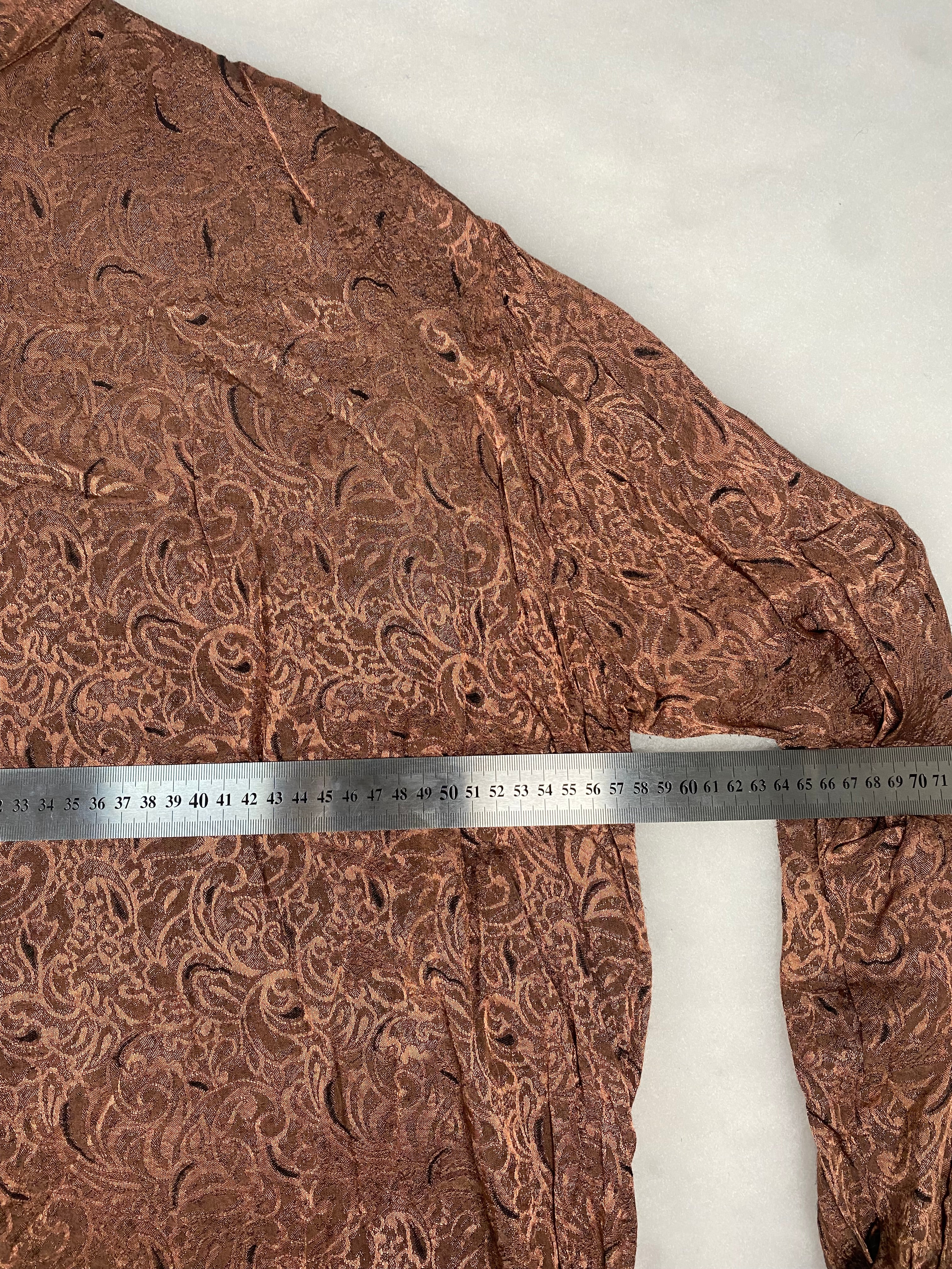 Camicia / Blusa Vintage Donna in Jacquard Damascato – Marrone con Bottoni Oro