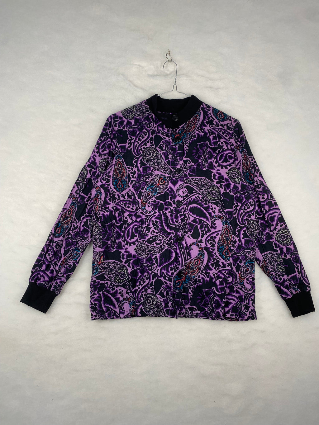 Giacca / Bomber Vintage Donna Trapuntato a Fantasia Paisley – Viola e Nero