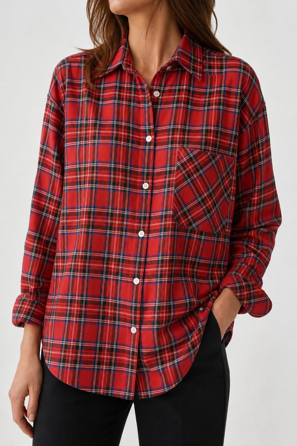 Camicia vintage donna tartan rosso indossata