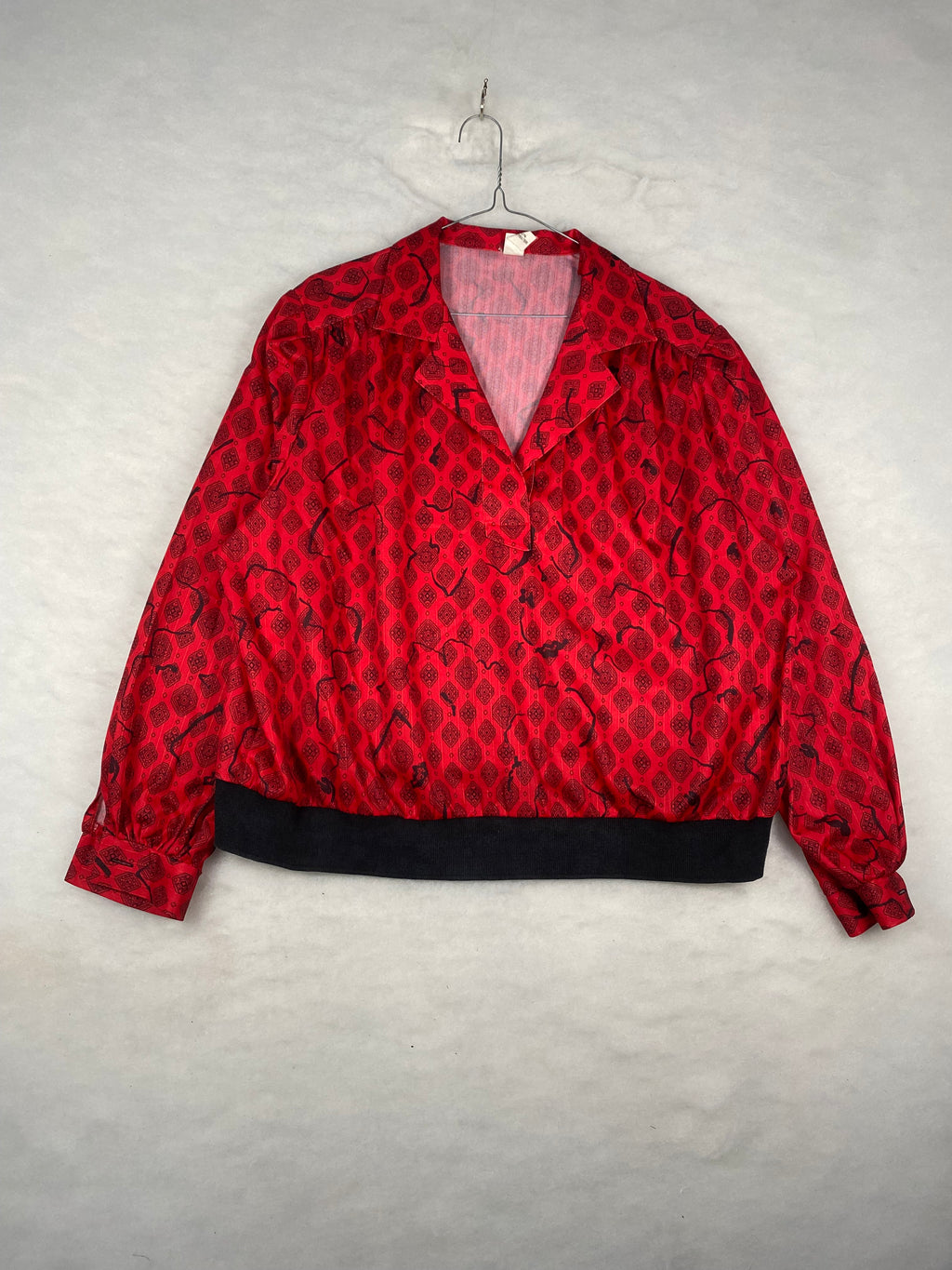 Blusa rossa stampa foulard - fronte