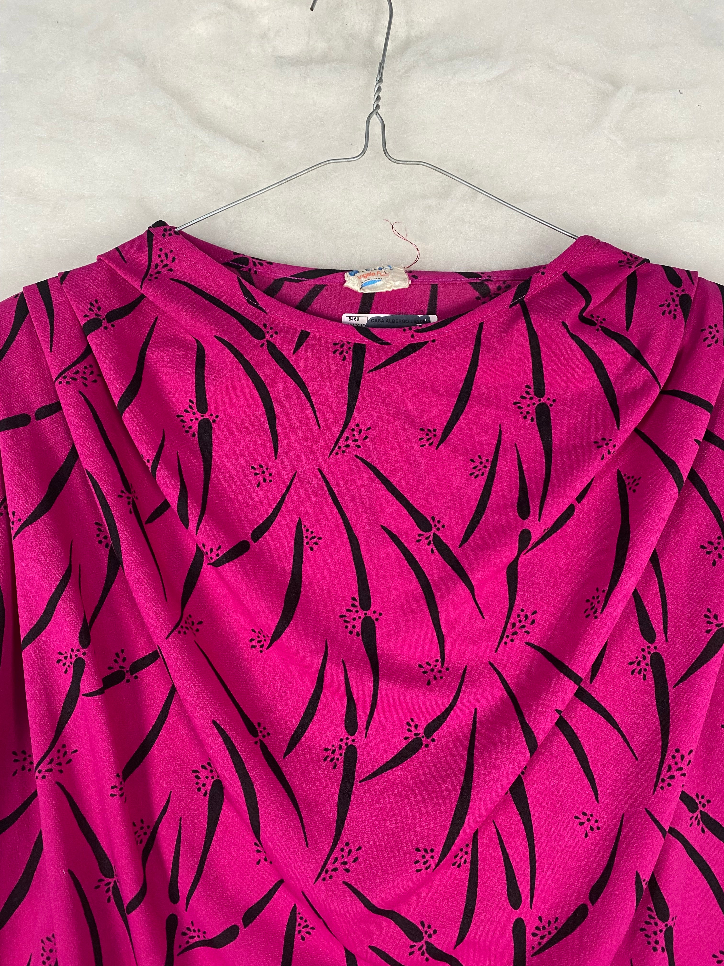 Top donna magenta stampa astratta - dettaglio