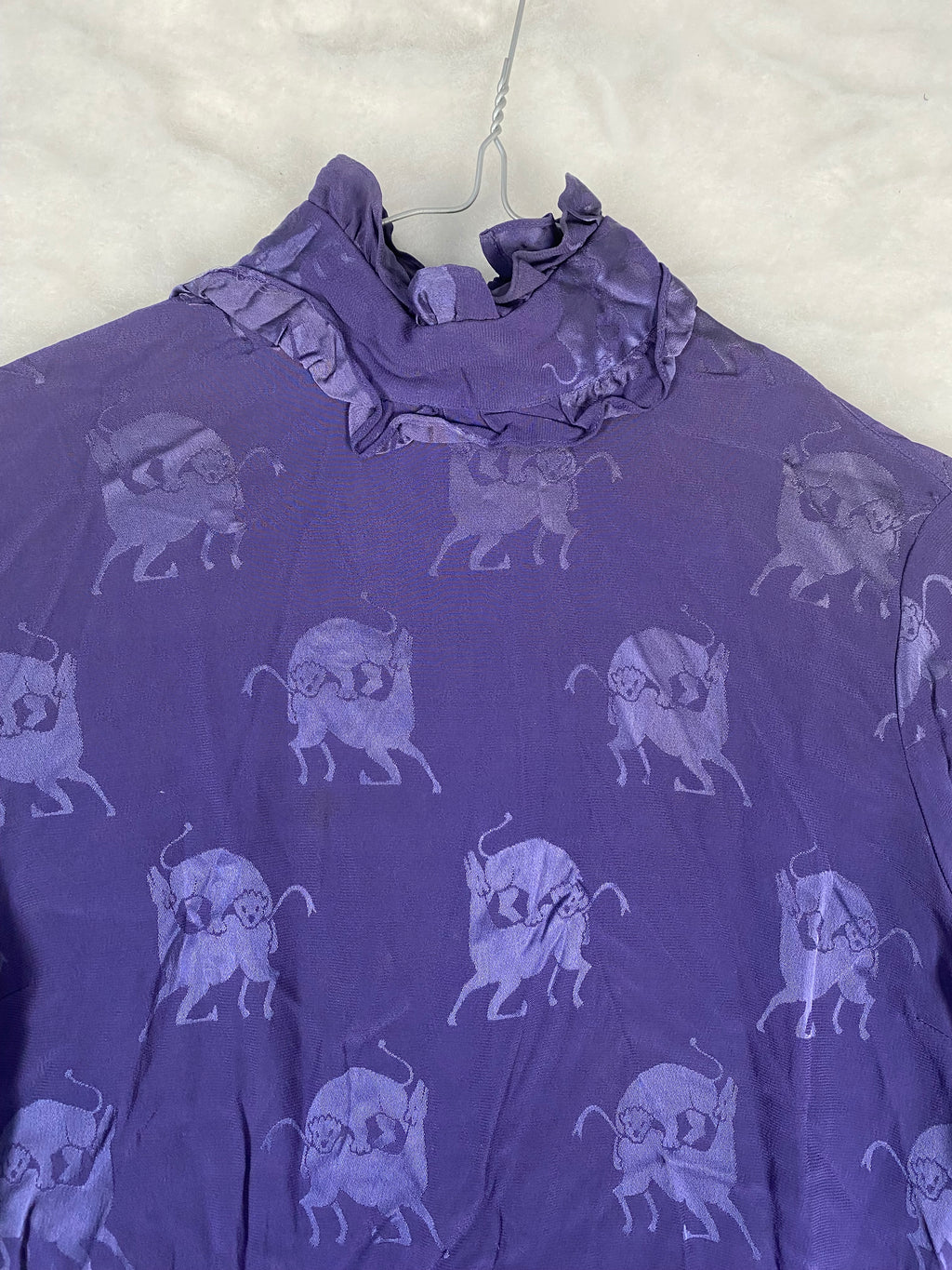 Maglia donna viola animalier - dettaglio