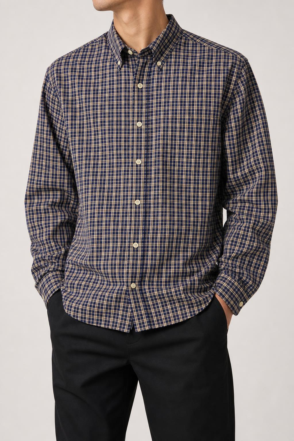 Camicia uomo J.C. Twidd tartan blu indossata