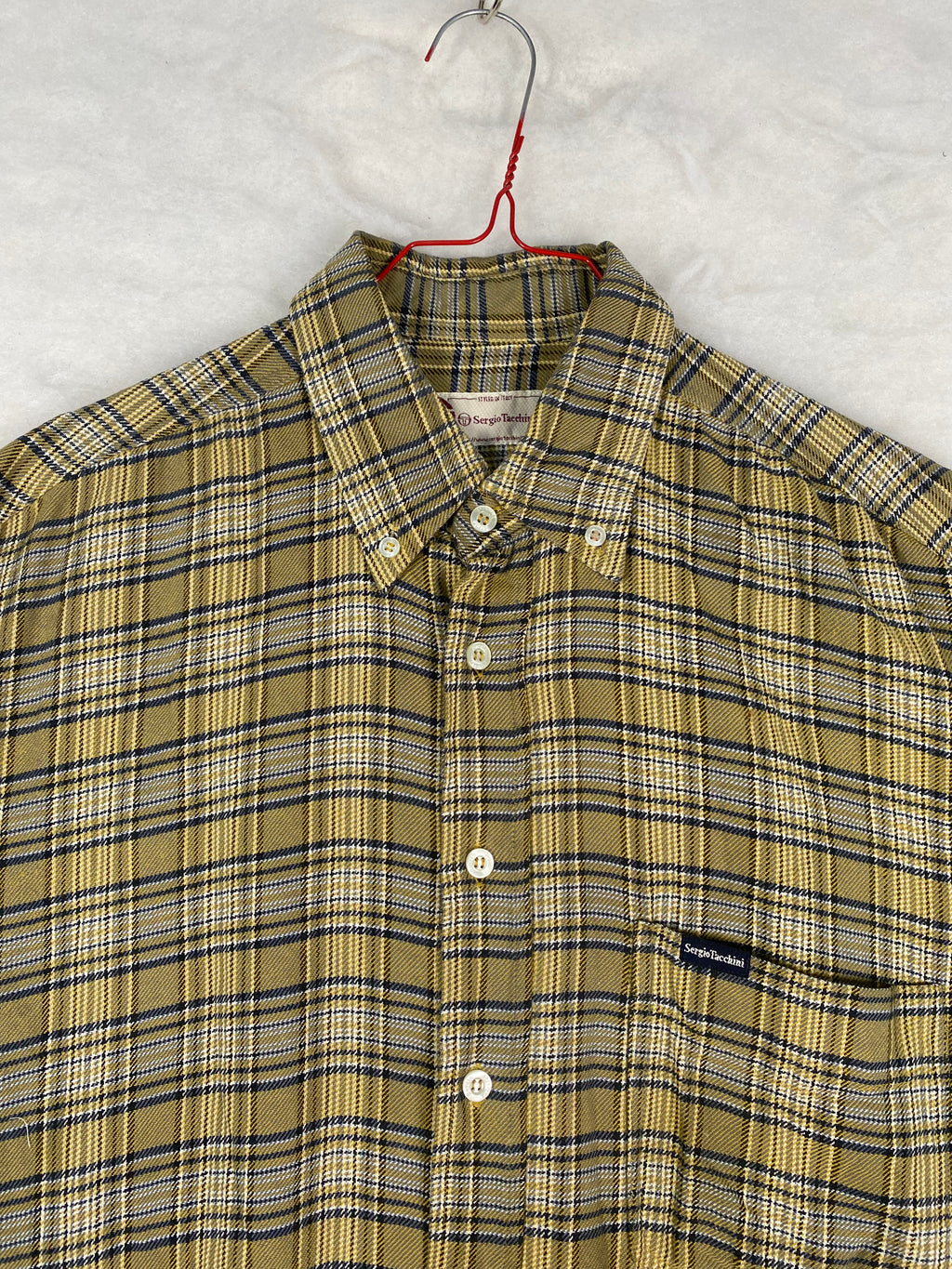 Camicia Sergio Tacchini dettaglio colletto ed etichetta