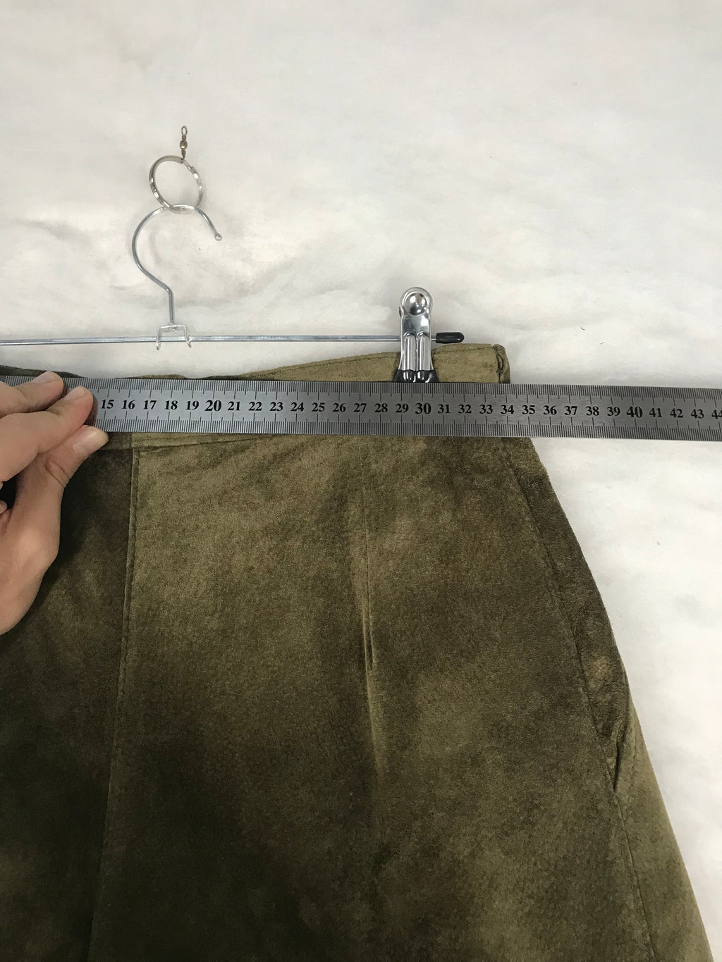 Shorts Vintage Donna in Camoscio Verde Militare