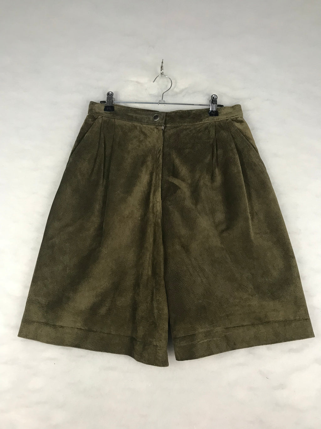 Shorts Vintage Donna in Camoscio Verde Militare