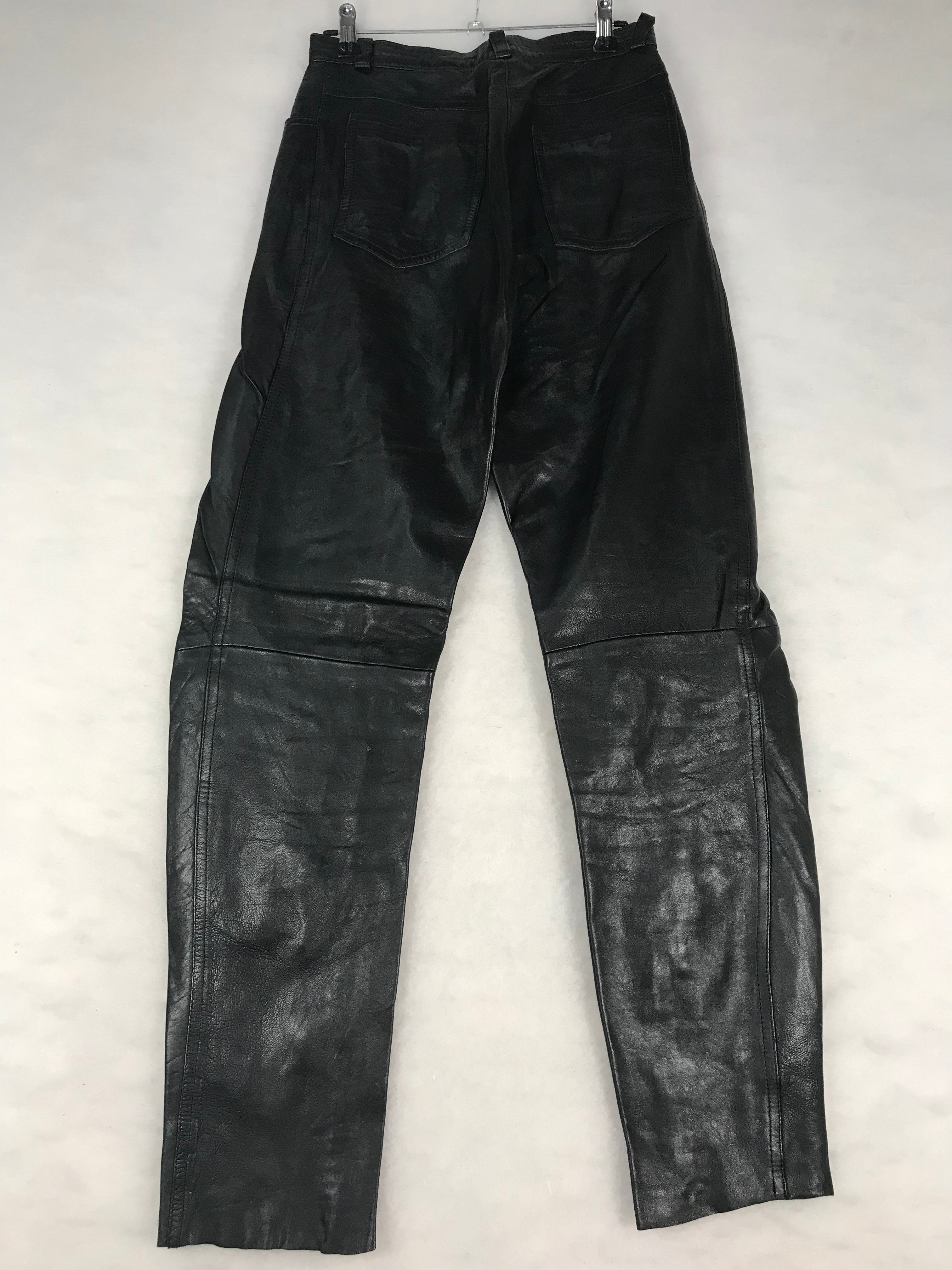Pantaloni Vintage Uomo in Pelle Nera con Dettagli Ricamati