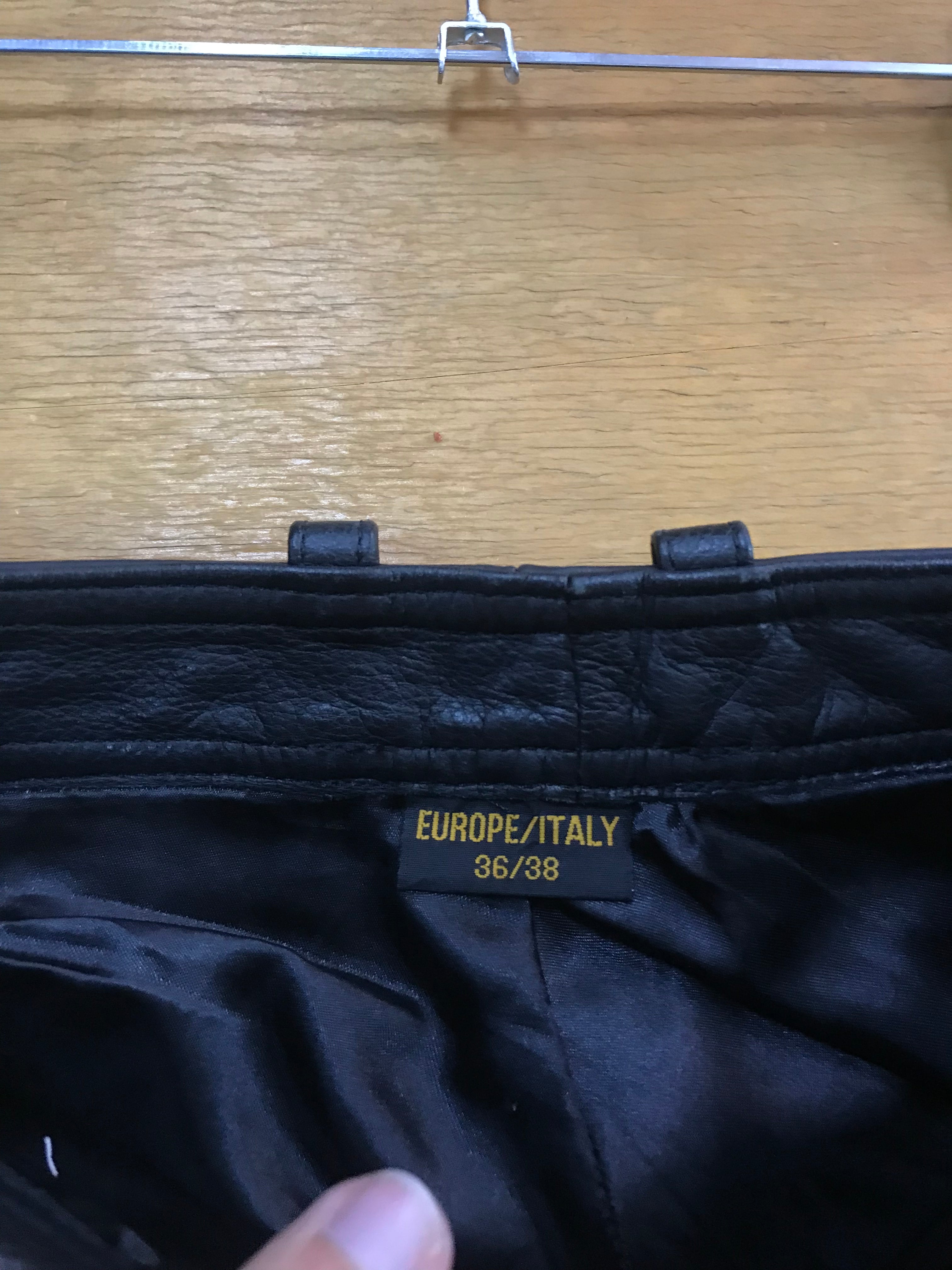 Pantaloni Vintage Uomo in Pelle Nera Bootcut