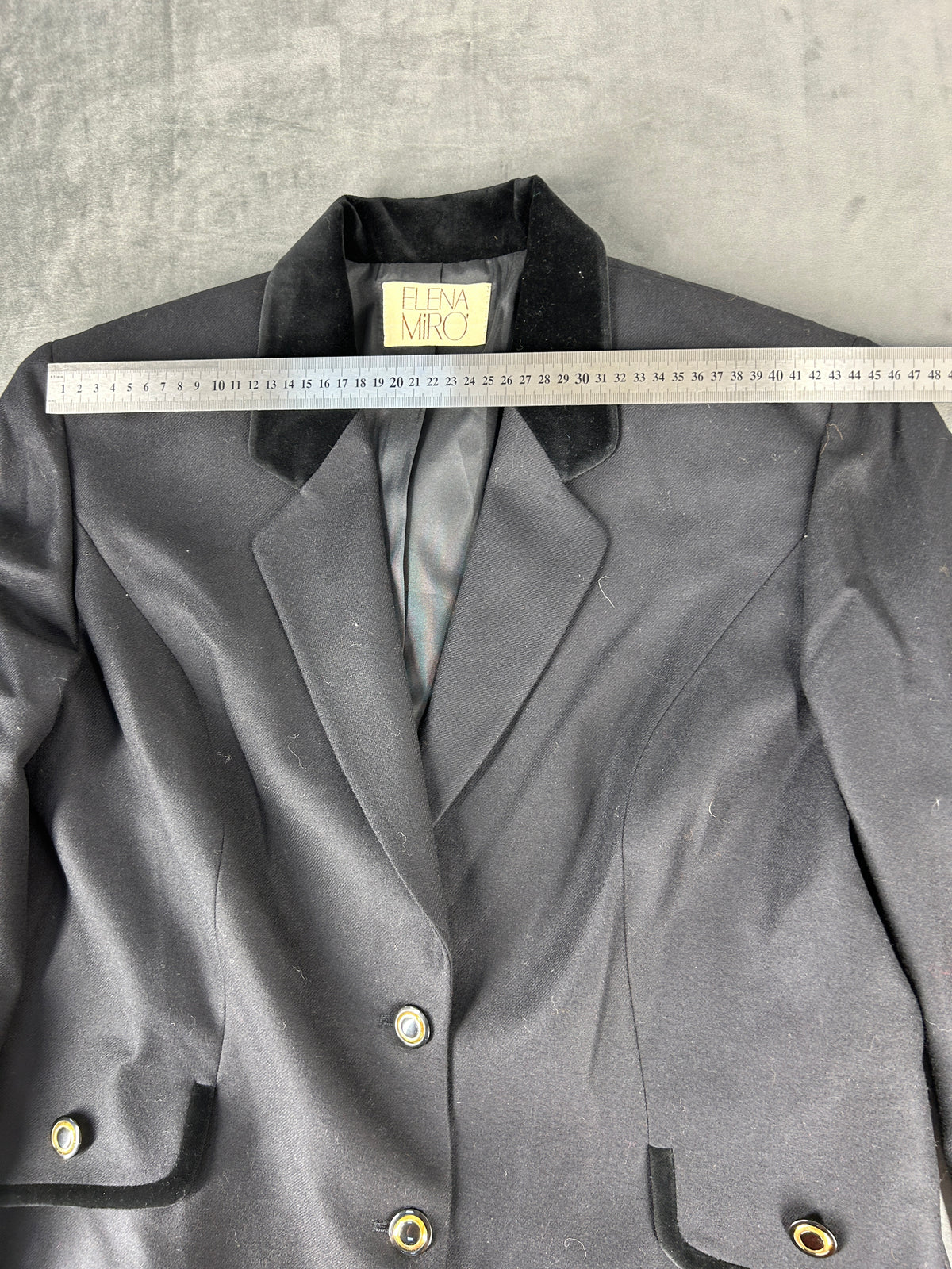 Blazer nero in lana con collo in velluto Elena Mirò vintage – Donna Taglia L