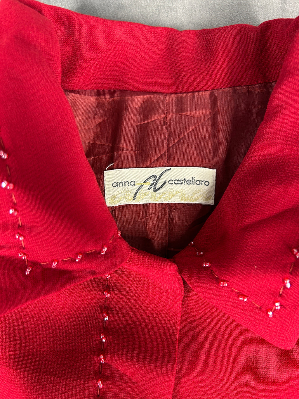 Giacca rossa con collo ricamato Anna Castellaro vintage – Donna Taglia L