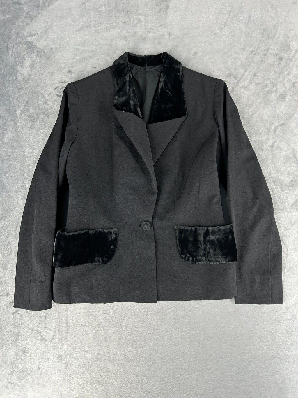 Blazer nero con collo e tasche in velluto vintage – Donna Taglia M