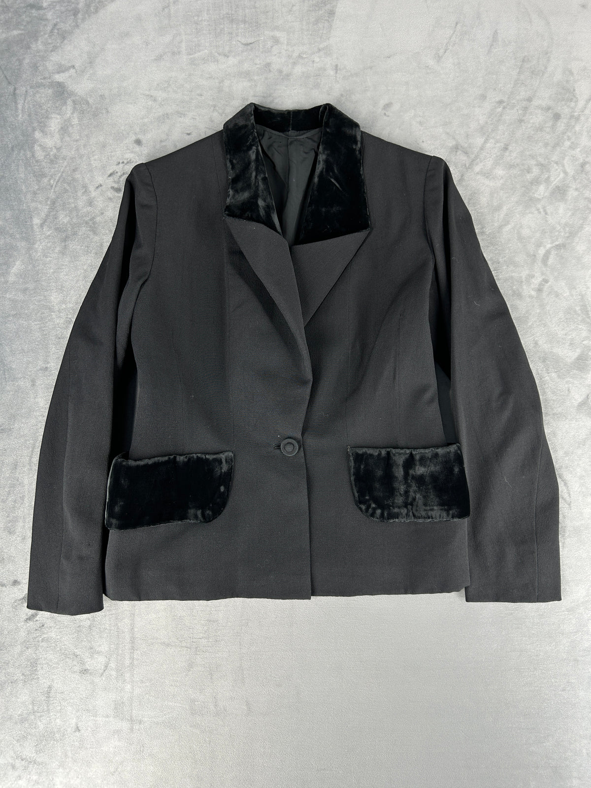 Blazer nero con collo e tasche in velluto vintage – Donna Taglia M
