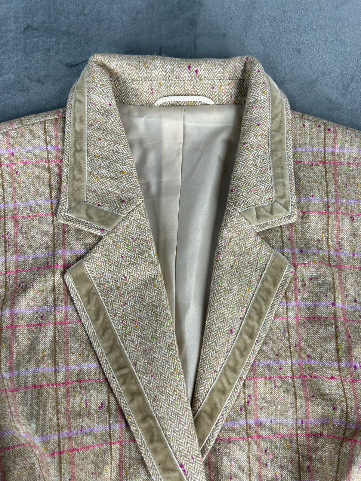 Blazer in lana beige a quadri vintage – Donna Taglia L