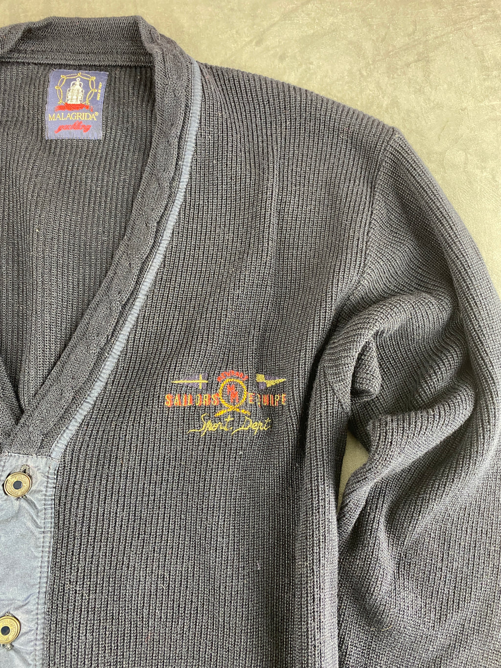 Cardigan in lana blu navy con ricamo Malagrida vintage – Uomo Taglia L